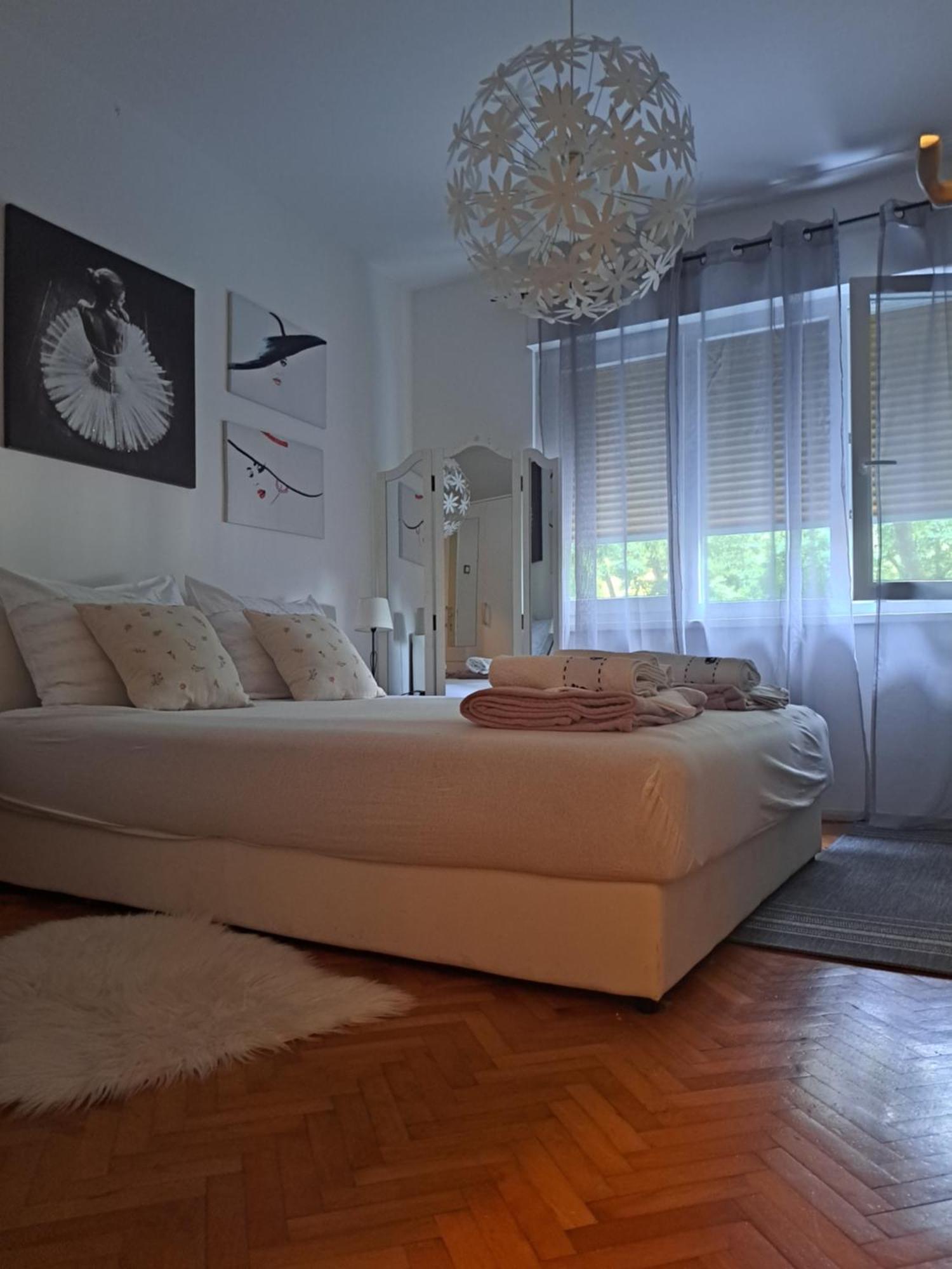 Iggory Apartment